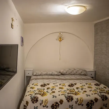 アパート La Casetta Nel Cortile トラーパニ